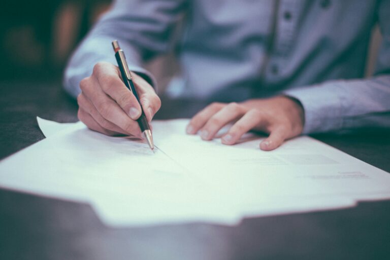 A Guide to the US Immigration Process: Avoid the Wrong Line and Ace Your Interview